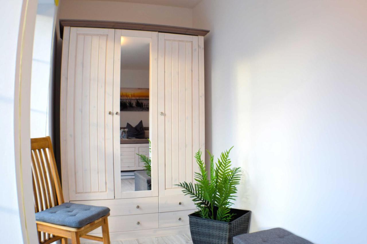 Ferienhaus Ruegenliebe 01 宾茨 外观 照片